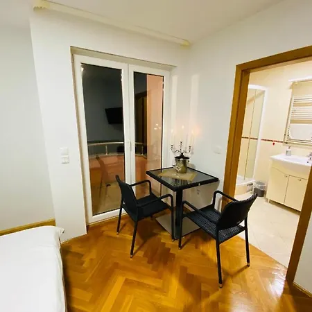 La Apartamento *
