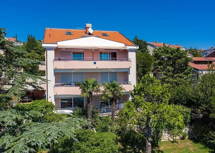 Apartment La Novi Vinodolski